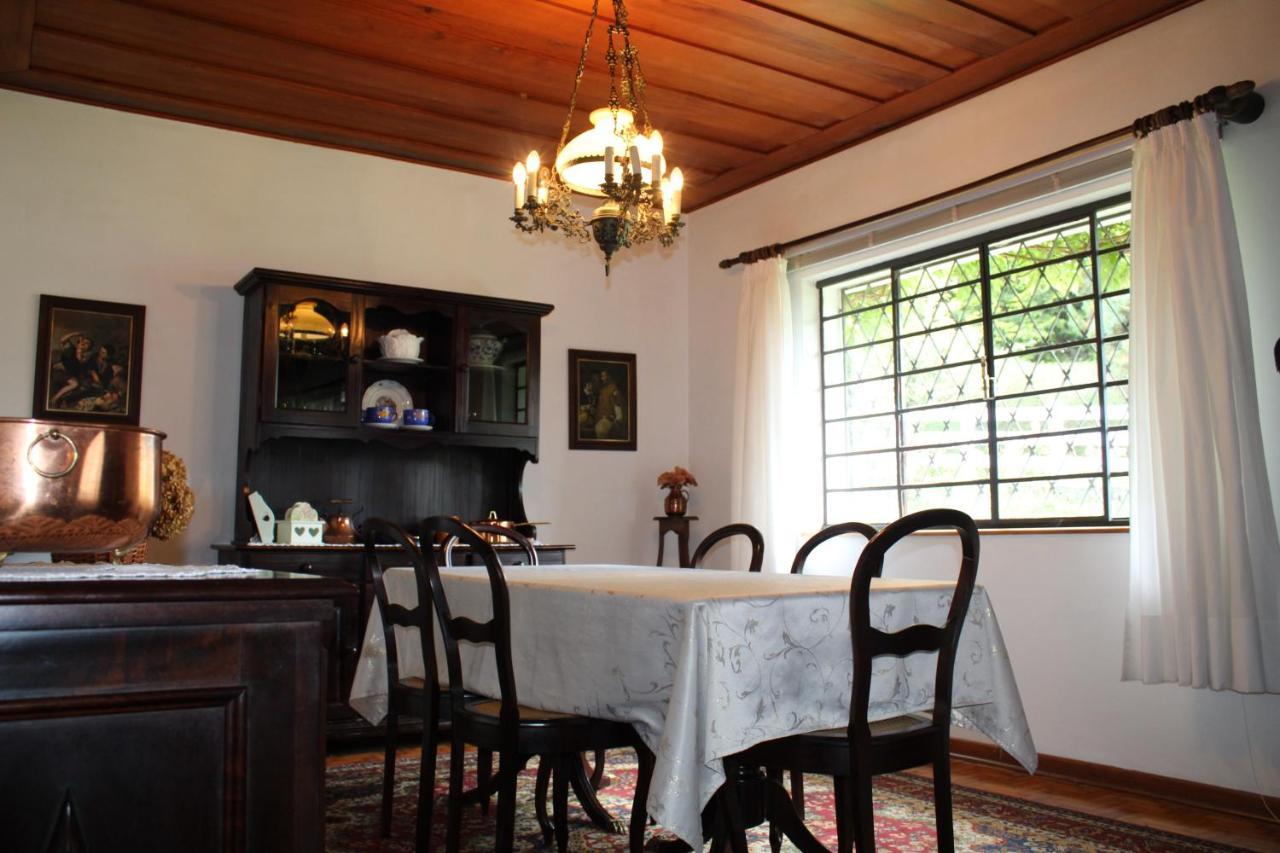 Casa Aconchegante No Capivari Кампус-ду-Жордау Экстерьер фото