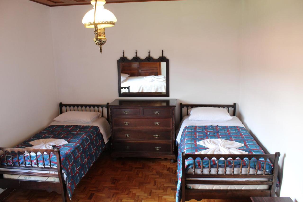 Casa Aconchegante No Capivari Кампус-ду-Жордау Экстерьер фото